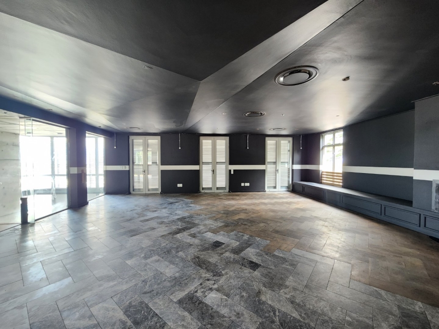 To Let commercial Property for Rent in Somerset West Western Cape